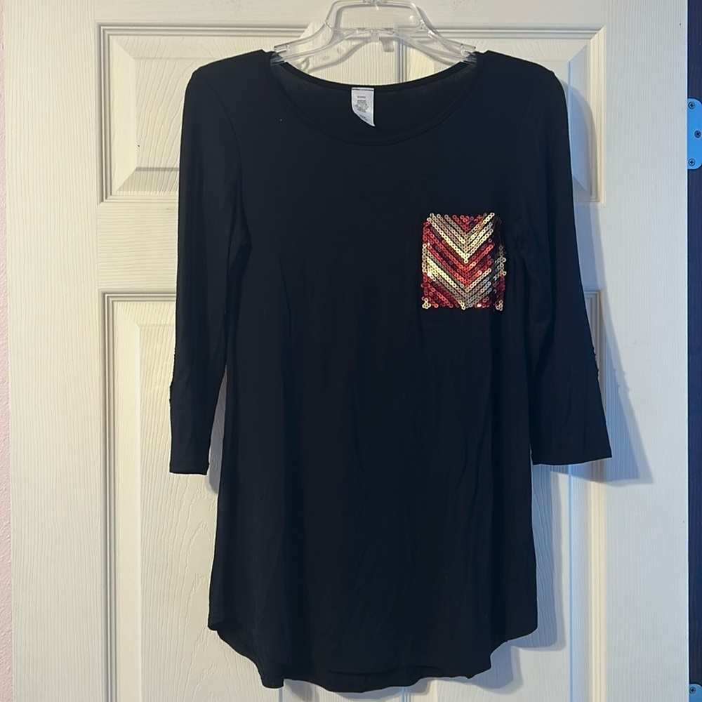 Black Red & Gold Sequin Accent Tunic Blouse Small